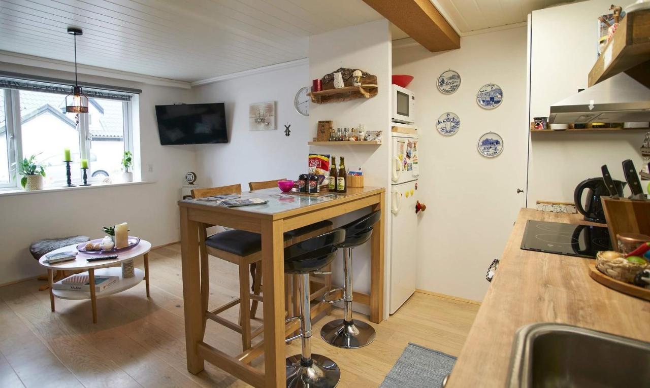 Romantic Klaksvik apartment Bagian luar foto